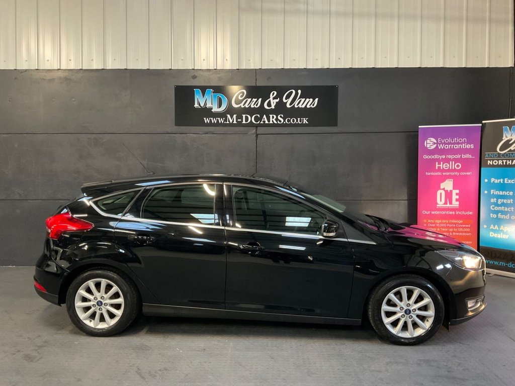 Used Ford Focus 2015 for sale - 76617373: Photo 3