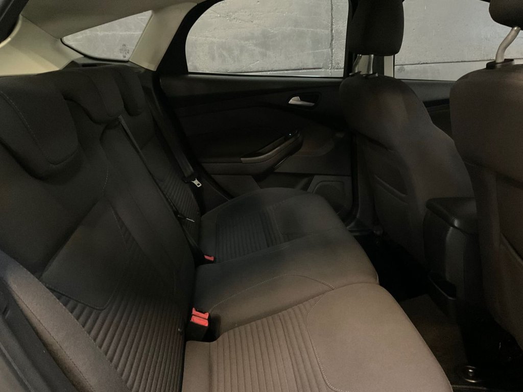 Used Ford Focus 2015 for sale - 76617373: Photo 41