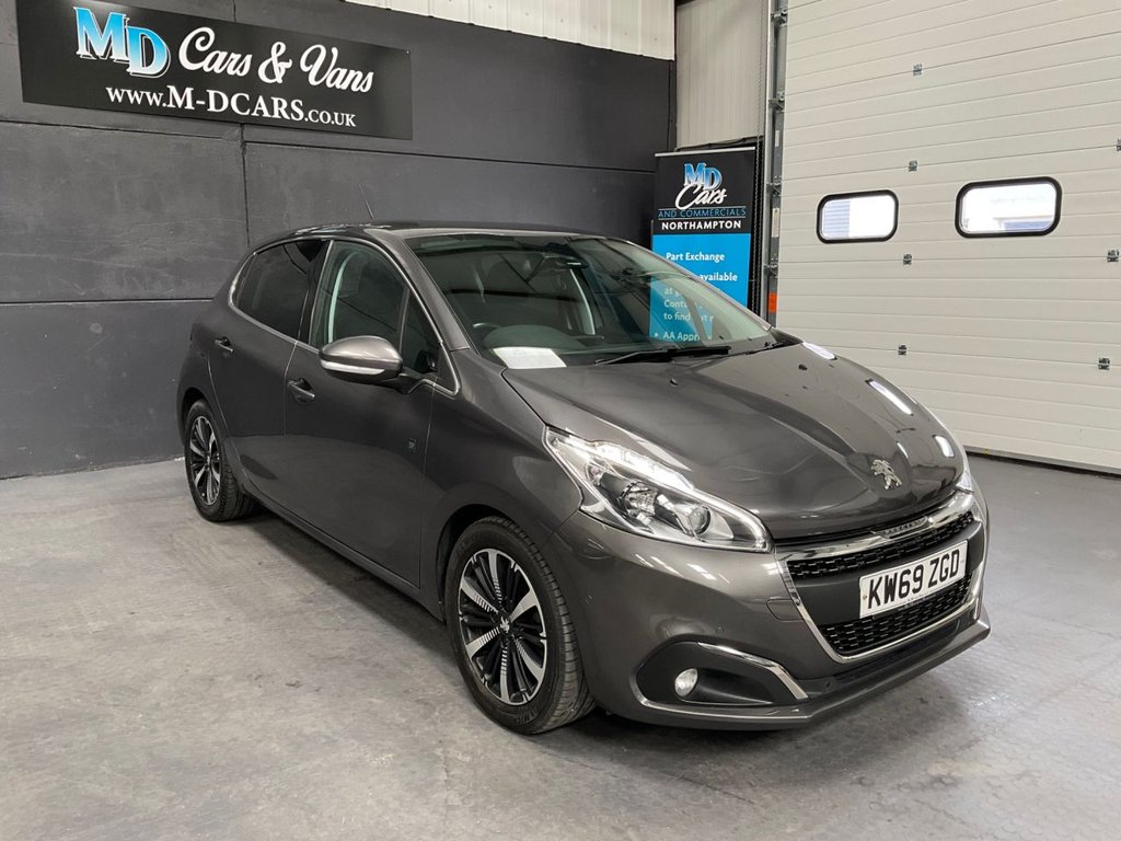 Used Peugeot 208 2019 for sale - 76820309: Photo 10