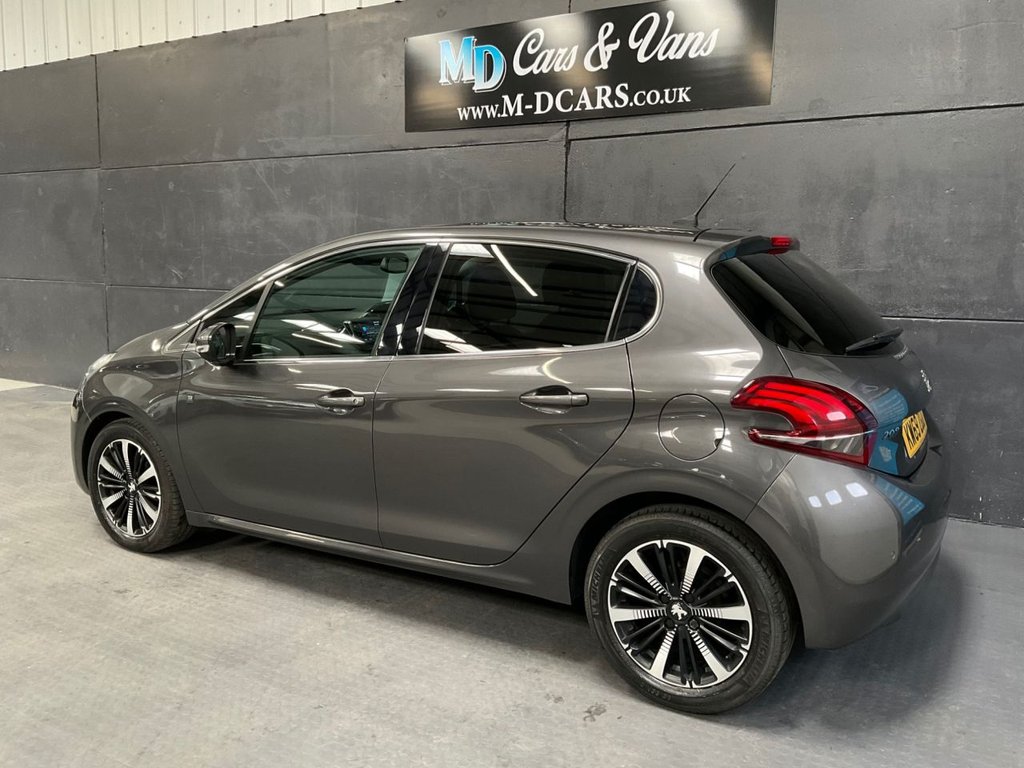 Used Peugeot 208 2019 for sale - 76820309: Photo 19