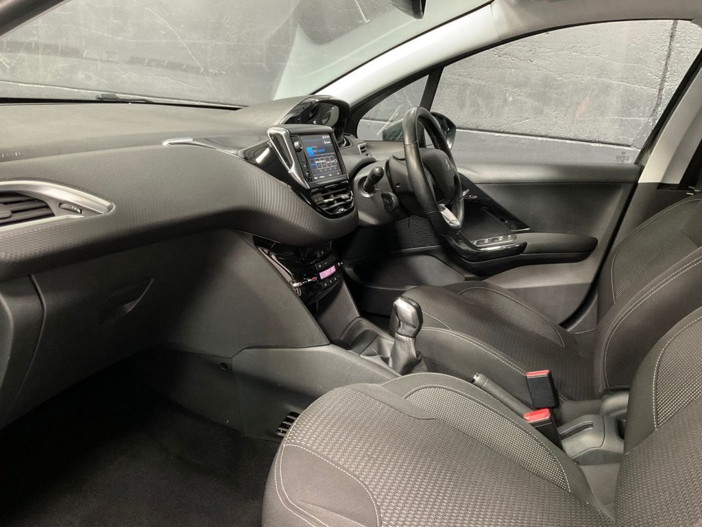 Used Peugeot 208 2019 for sale - 76820309: Photo 23