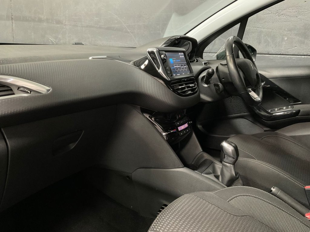 Used Peugeot 208 2019 for sale - 76820309: Photo 24