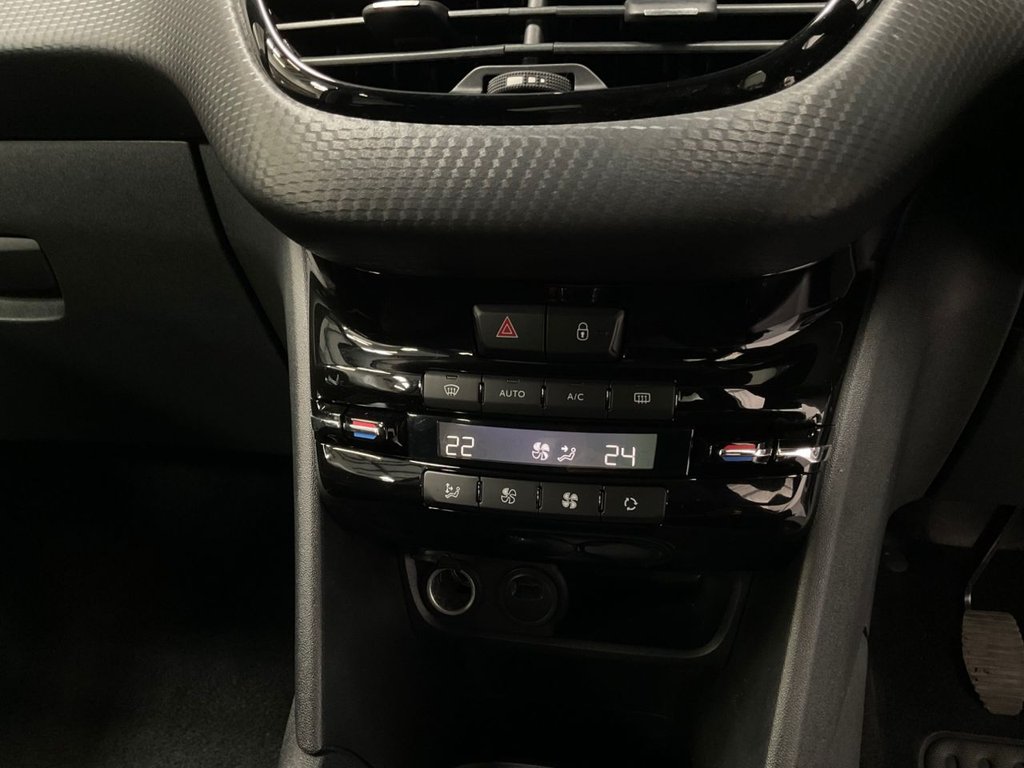 Used Peugeot 208 2019 for sale - 76820309: Photo 32