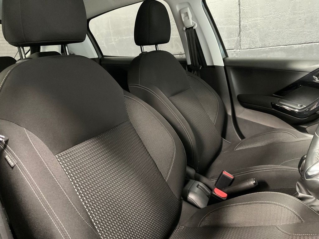 Used Peugeot 208 2019 for sale - 76820309: Photo 34