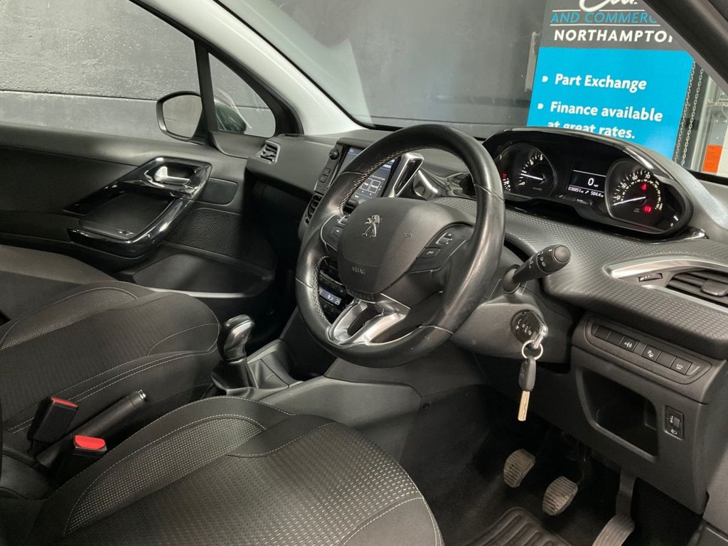Used Peugeot 208 2019 for sale - 76820309: Photo 35