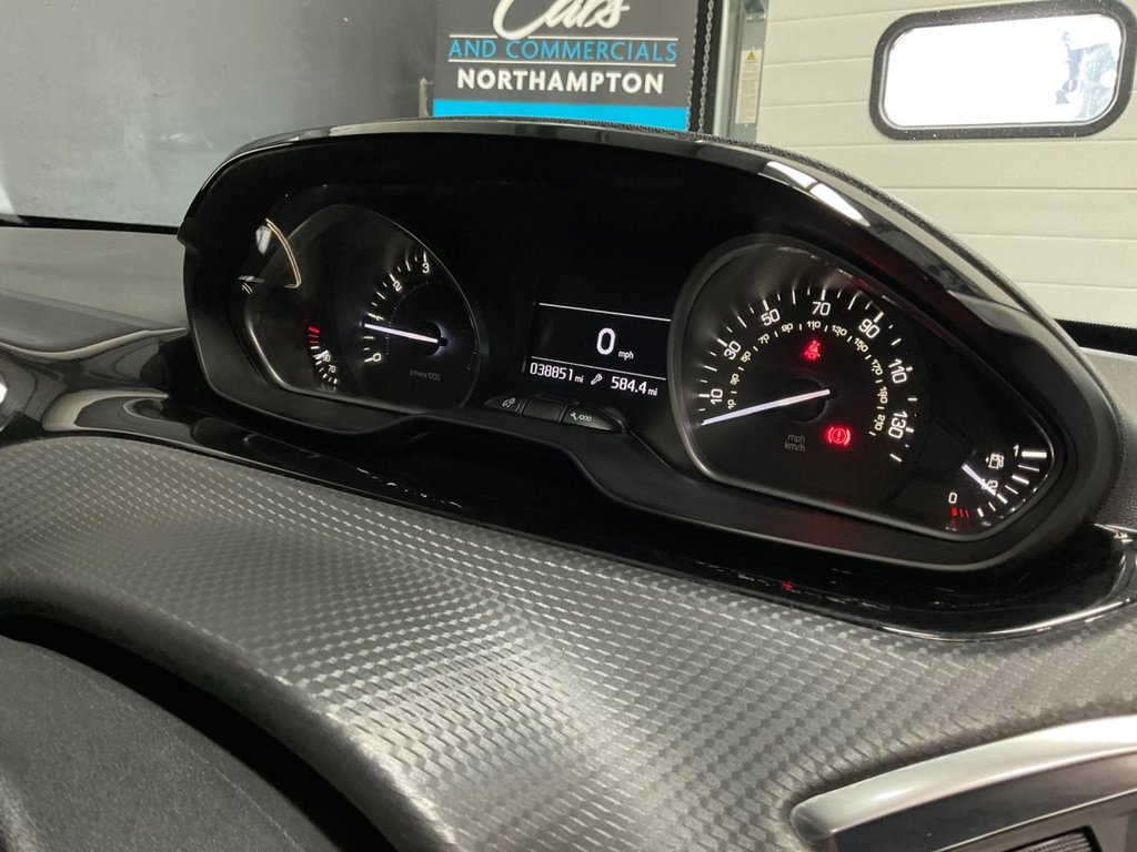 Used Peugeot 208 2019 for sale - 76820309: Photo 37