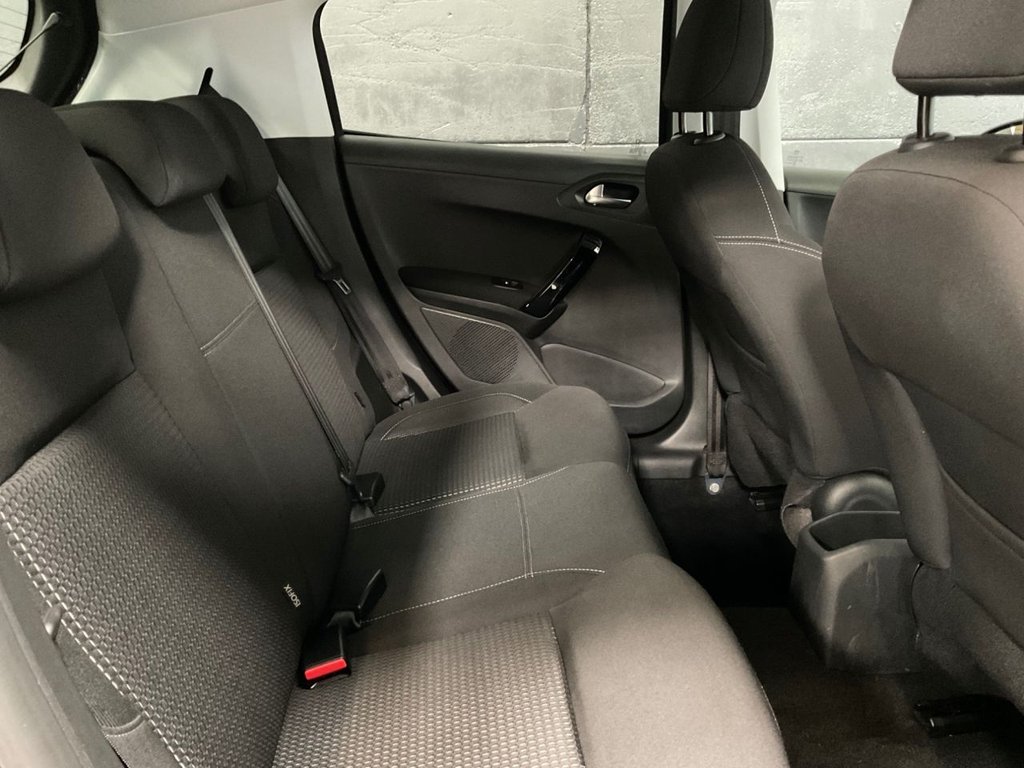Used Peugeot 208 2019 for sale - 76820309: Photo 39