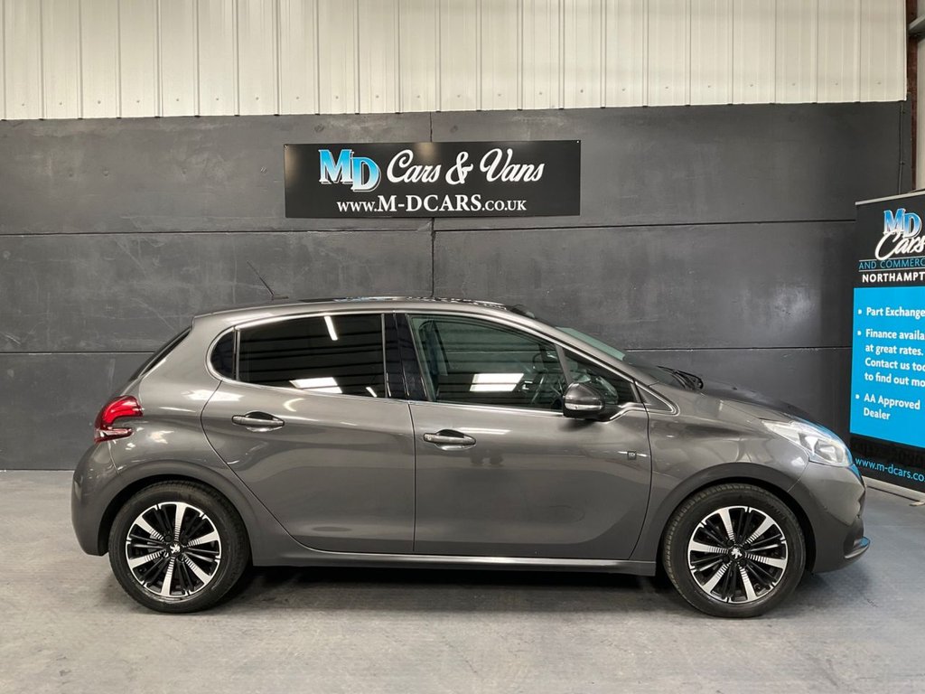 Used Peugeot 208 2019 for sale - 76820309: Photo 4