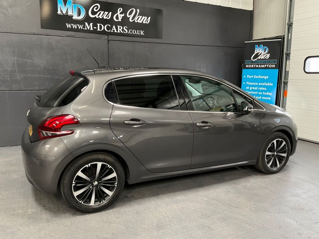 Used Peugeot 208 2019 for sale - 76820309: Photo 5
