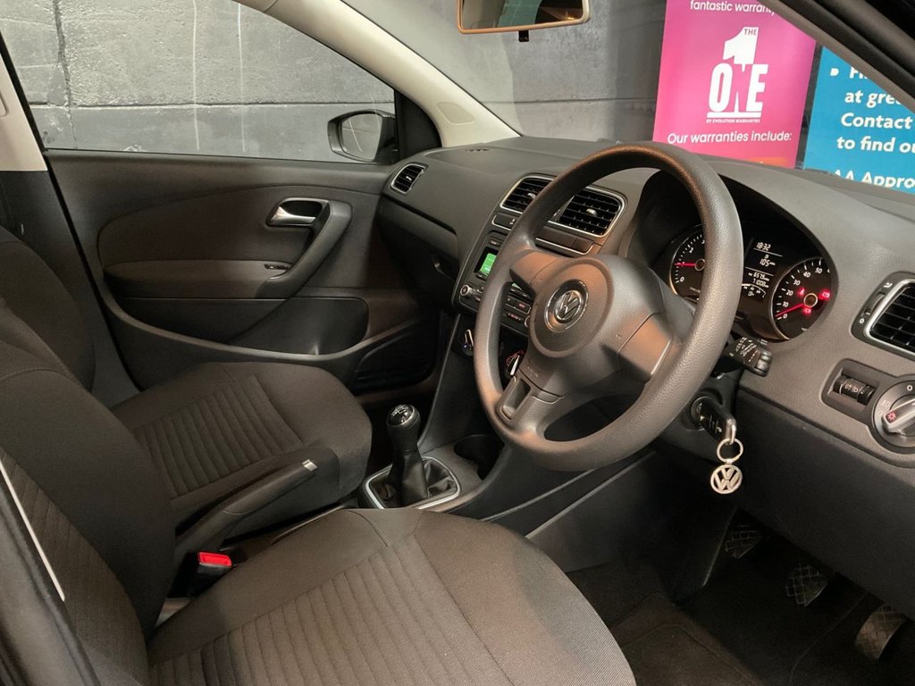 Used Volkswagen Polo 2014 for sale - 76848380: Photo 24