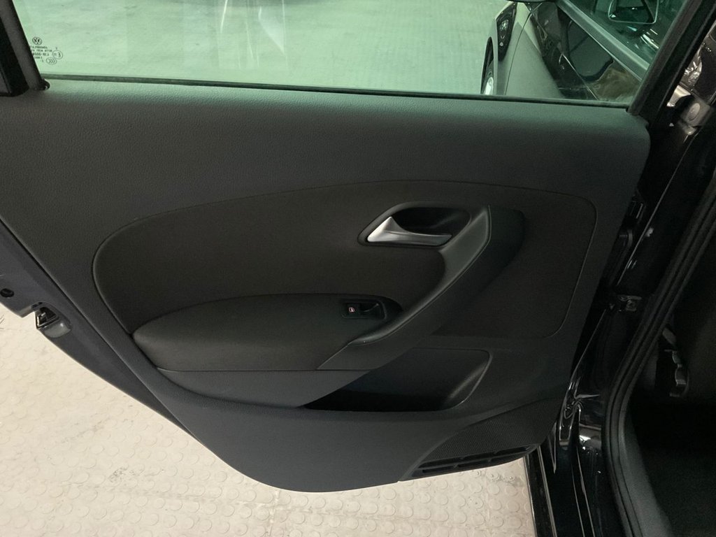 Used Volkswagen Polo 2014 for sale - 76848380: Photo 46