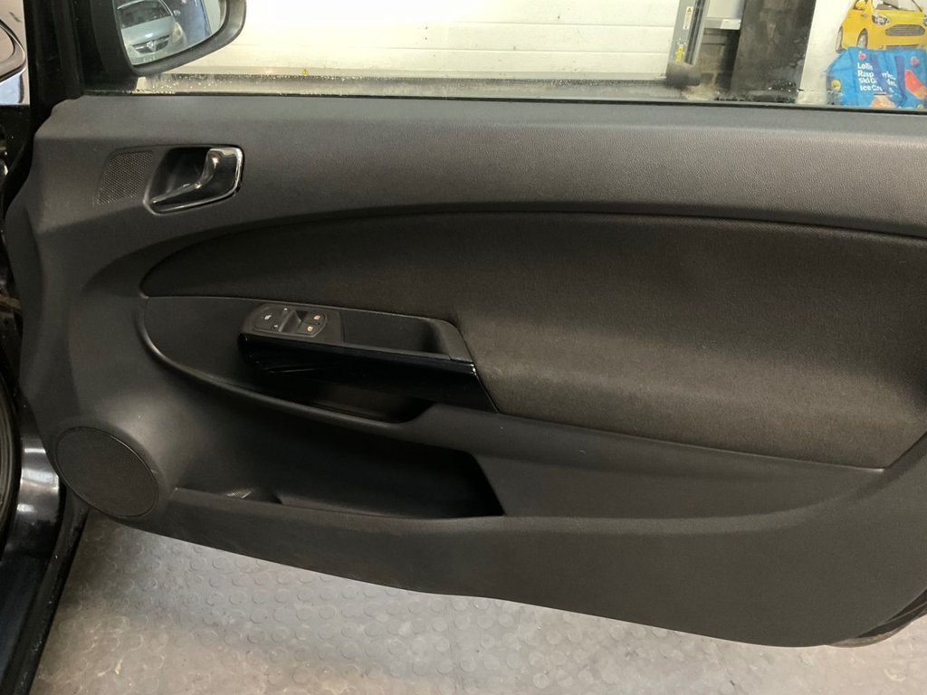 Used Vauxhall Corsa 2012 for sale - 77369625: Photo 38