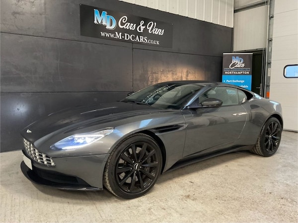 Used Aston Martin DB11 2017 for sale - 74985952: Photo 15