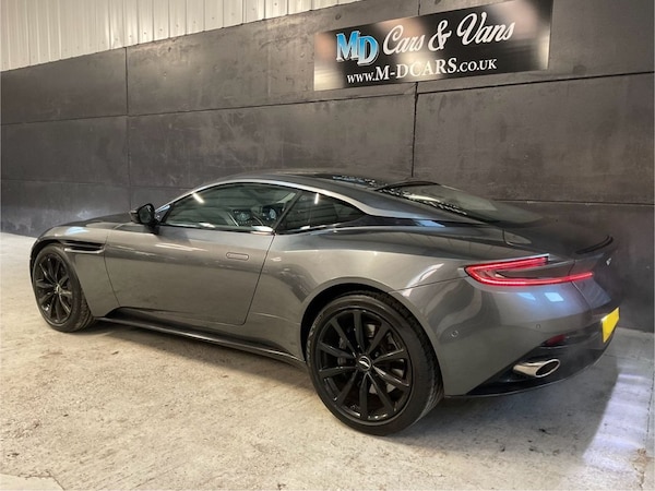 Used Aston Martin DB11 2017 for sale - 74985952: Photo 16