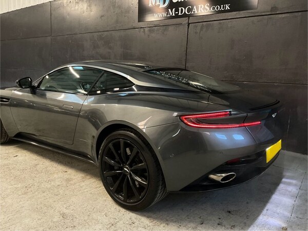 Used Aston Martin DB11 2017 for sale - 74985952: Photo 17