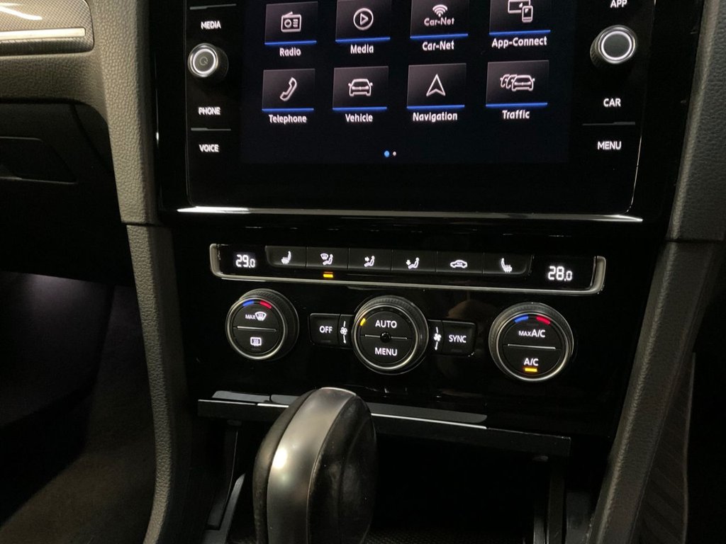 Used Volkswagen Golf 2020 for sale - 76961983: Photo 32