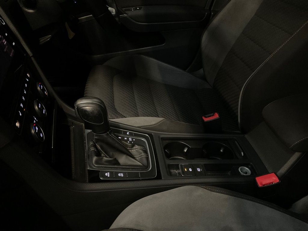 Used Volkswagen Golf 2020 for sale - 76961983: Photo 38