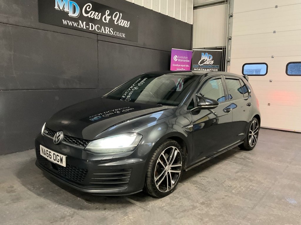 Used Volkswagen Golf 2016 for sale - 77636803: Photo 24