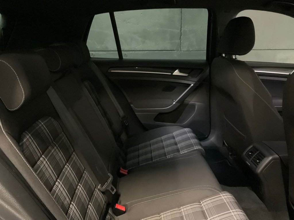 Used Volkswagen Golf 2016 for sale - 77636803: Photo 37