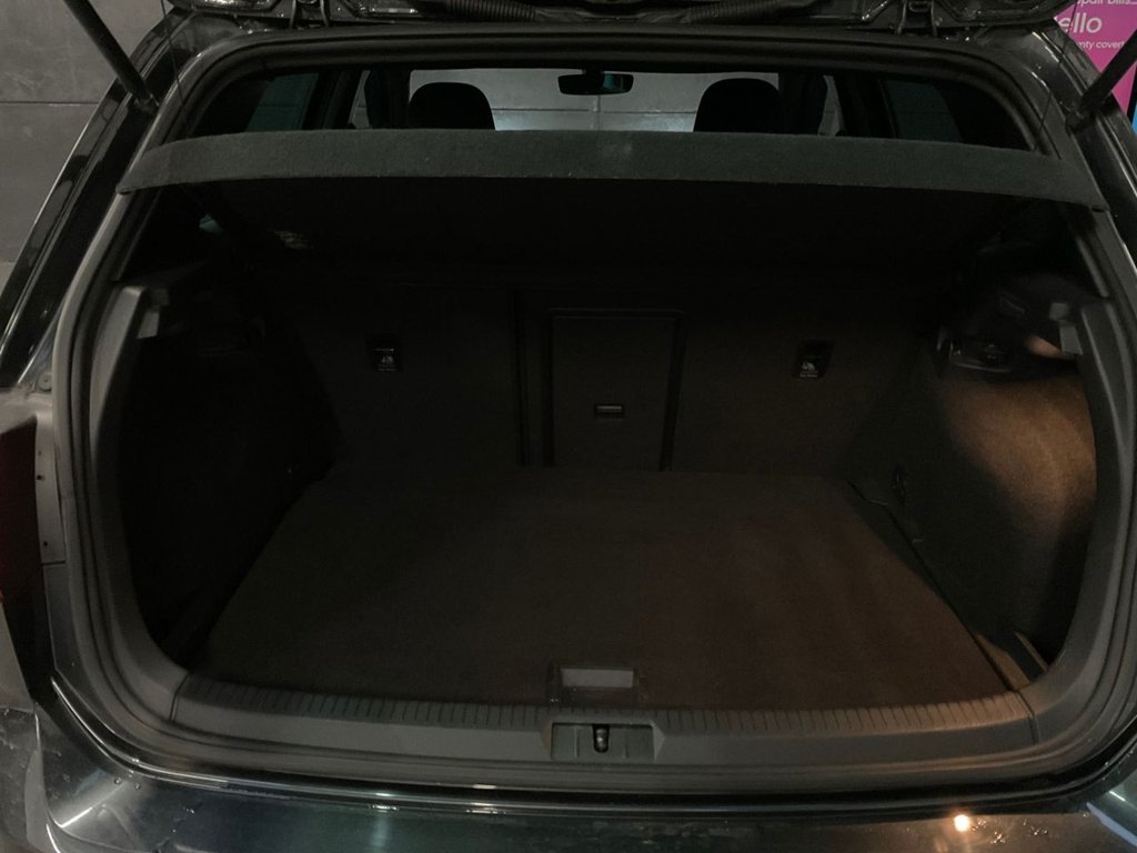 Used Volkswagen Golf 2016 for sale - 77636803: Photo 50