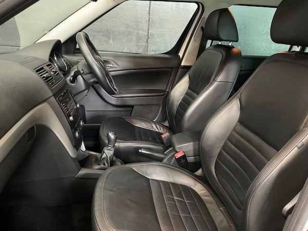 Used Skoda Yeti 2012 for sale - 76118902: Photo 25