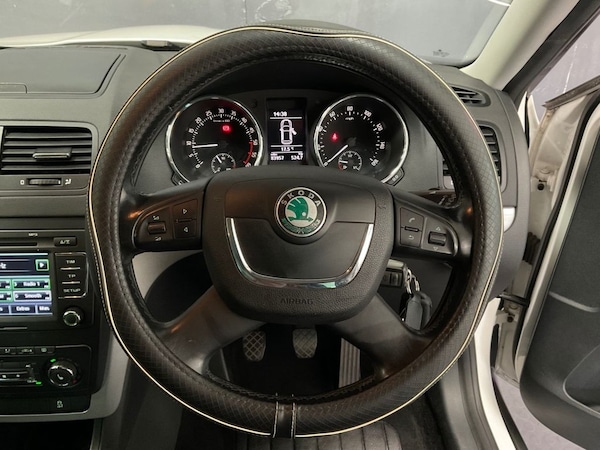 Used Skoda Yeti 2012 for sale - 76118902: Photo 33