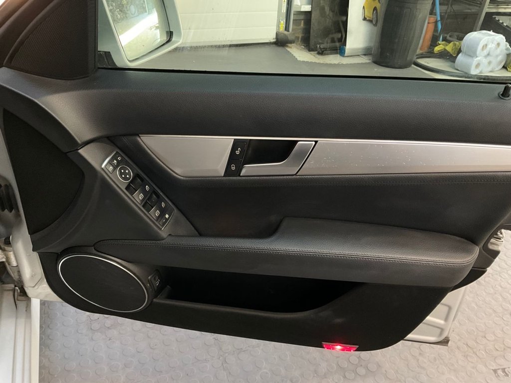 Used Mercedes-Benz C Class 2012 for sale - 77007334: Photo 43