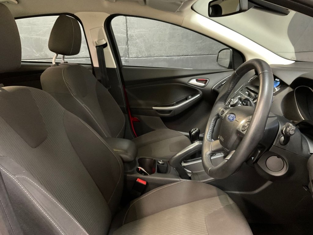 Used Ford Focus 2012 for sale - 78017191: Photo 11