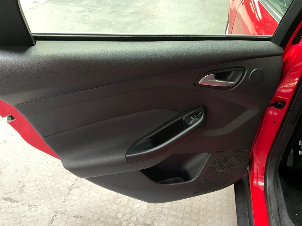 Used Ford Focus 2012 for sale - 78017191: Photo 37