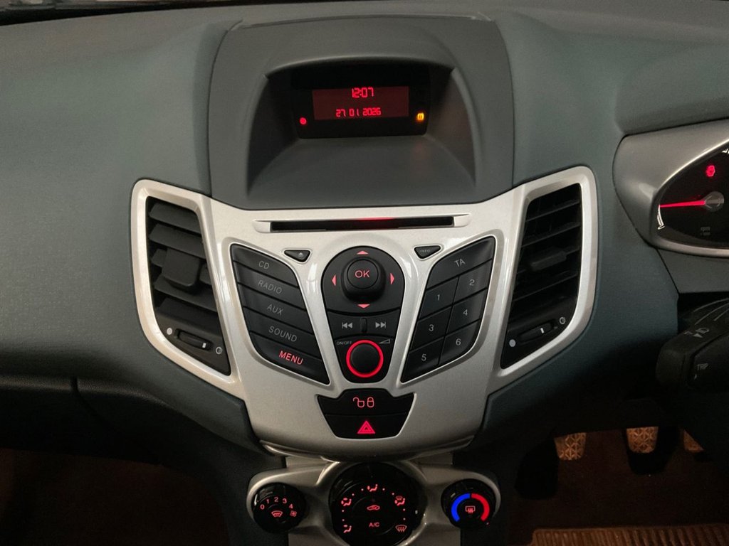 Used Ford Fiesta 2010 for sale - 77341189: Photo 30