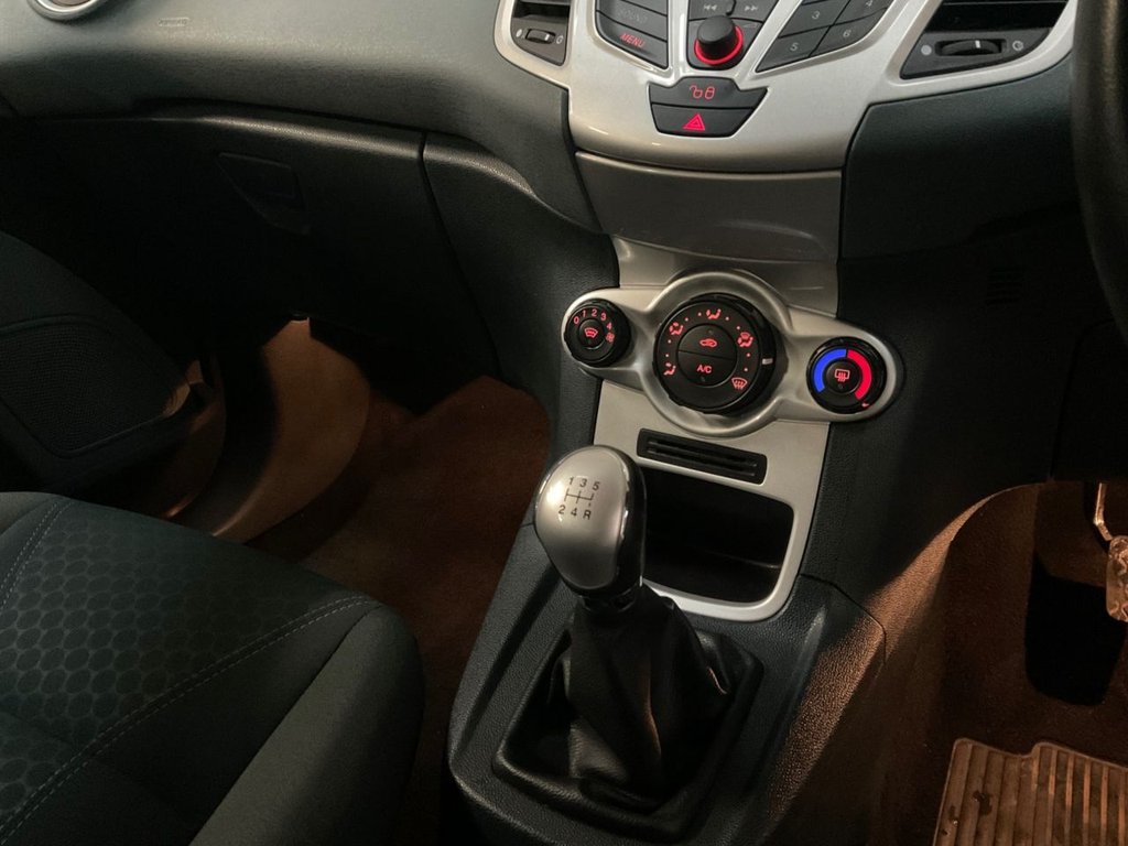Used Ford Fiesta 2010 for sale - 77341189: Photo 31