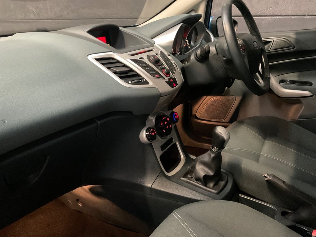 Used Ford Fiesta 2010 for sale - 77341189: Photo 35