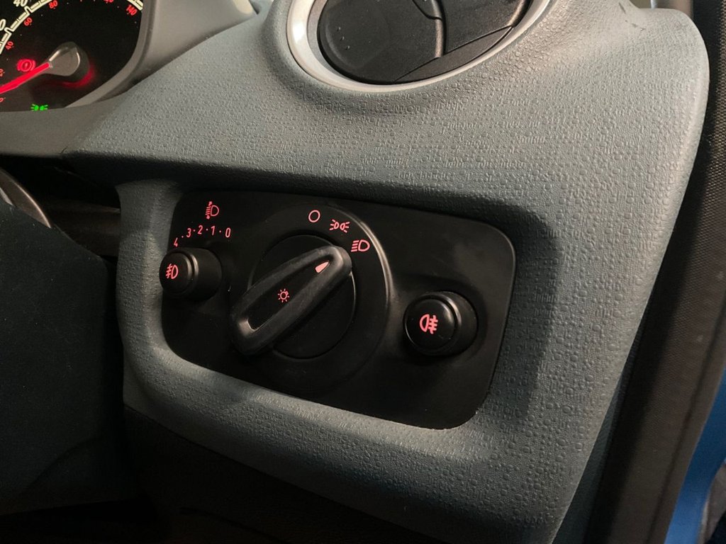 Used Ford Fiesta 2010 for sale - 77341189: Photo 43