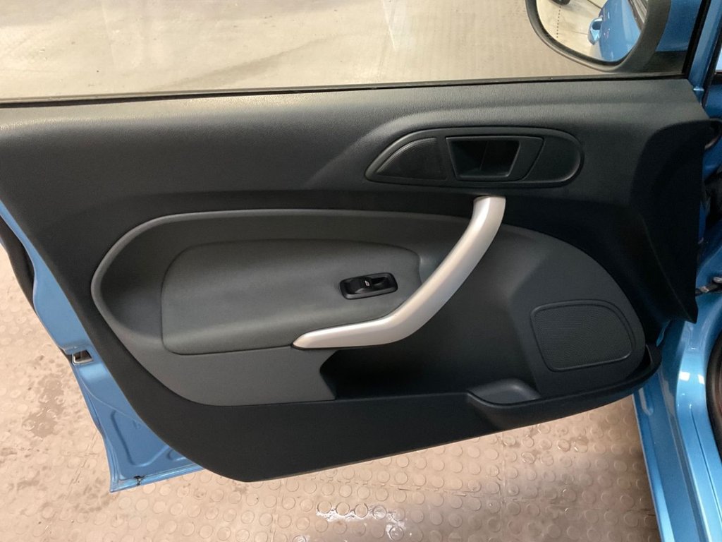 Used Ford Fiesta 2010 for sale - 77341189: Photo 47