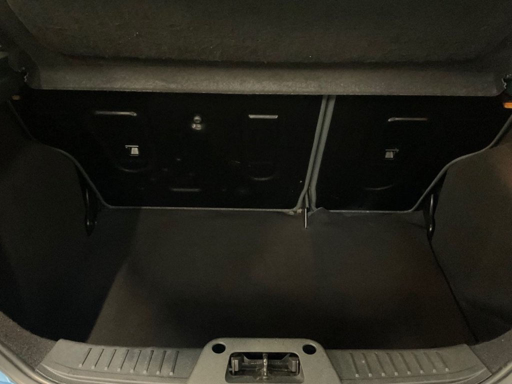 Used Ford Fiesta 2010 for sale - 77341189: Photo 49