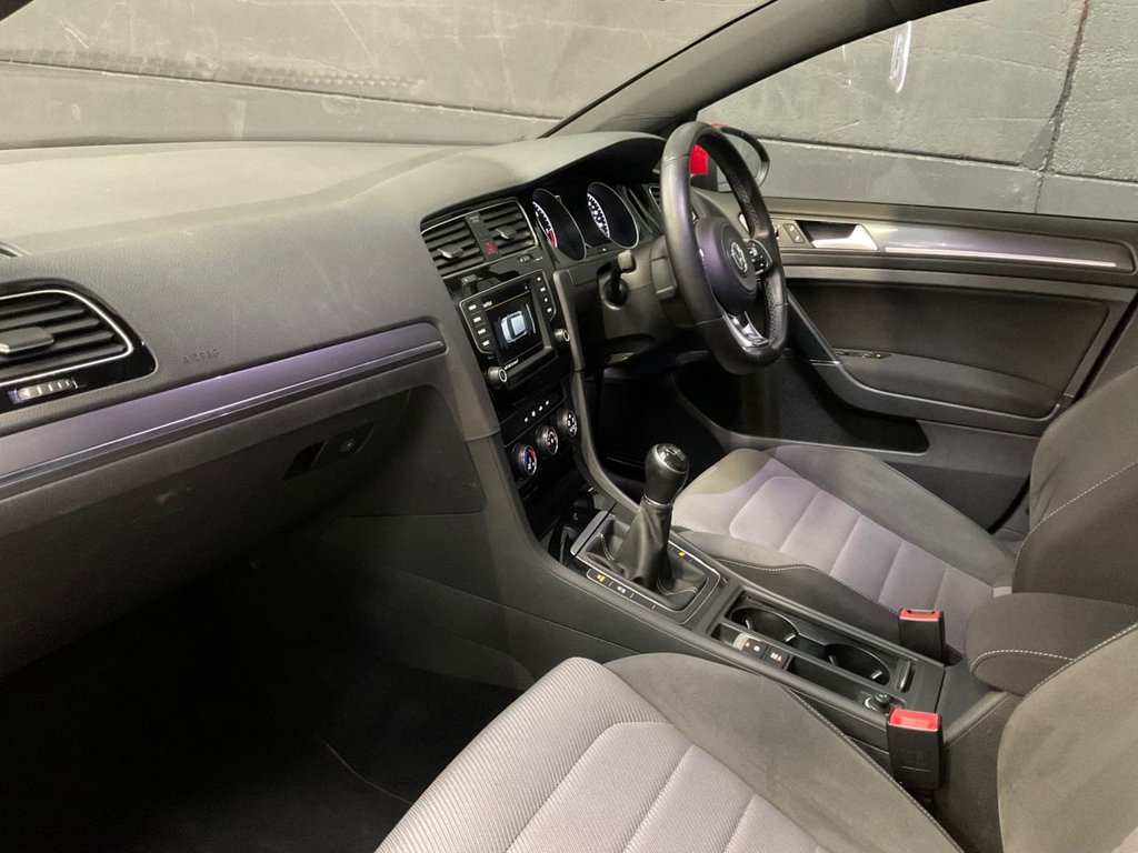 Used Volkswagen Golf 2016 for sale - 77383777: Photo 36