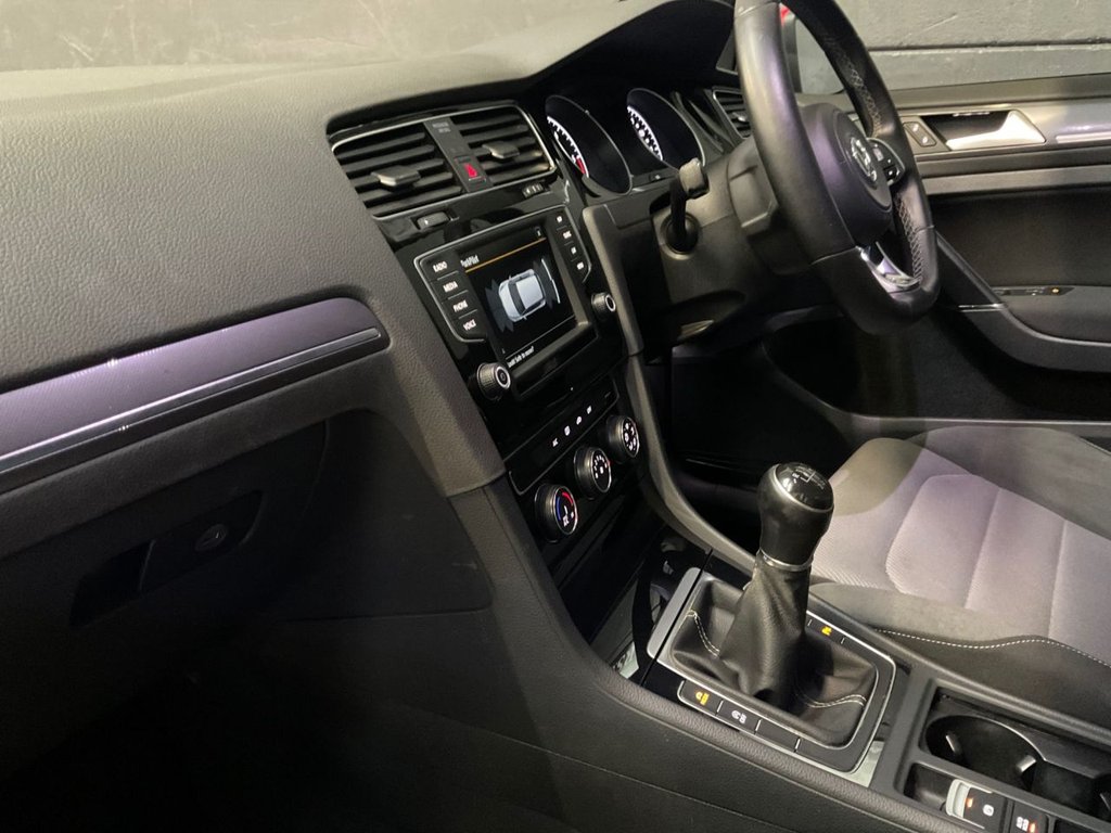 Used Volkswagen Golf 2016 for sale - 77383777: Photo 37