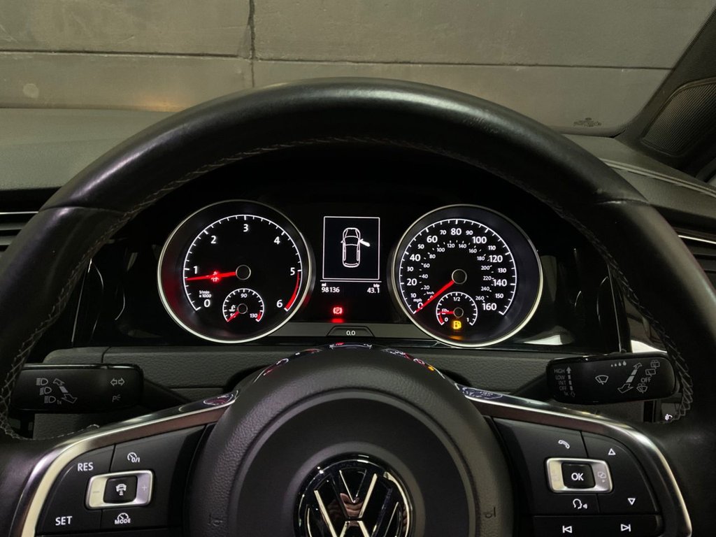 Used Volkswagen Golf 2016 for sale - 77383777: Photo 44