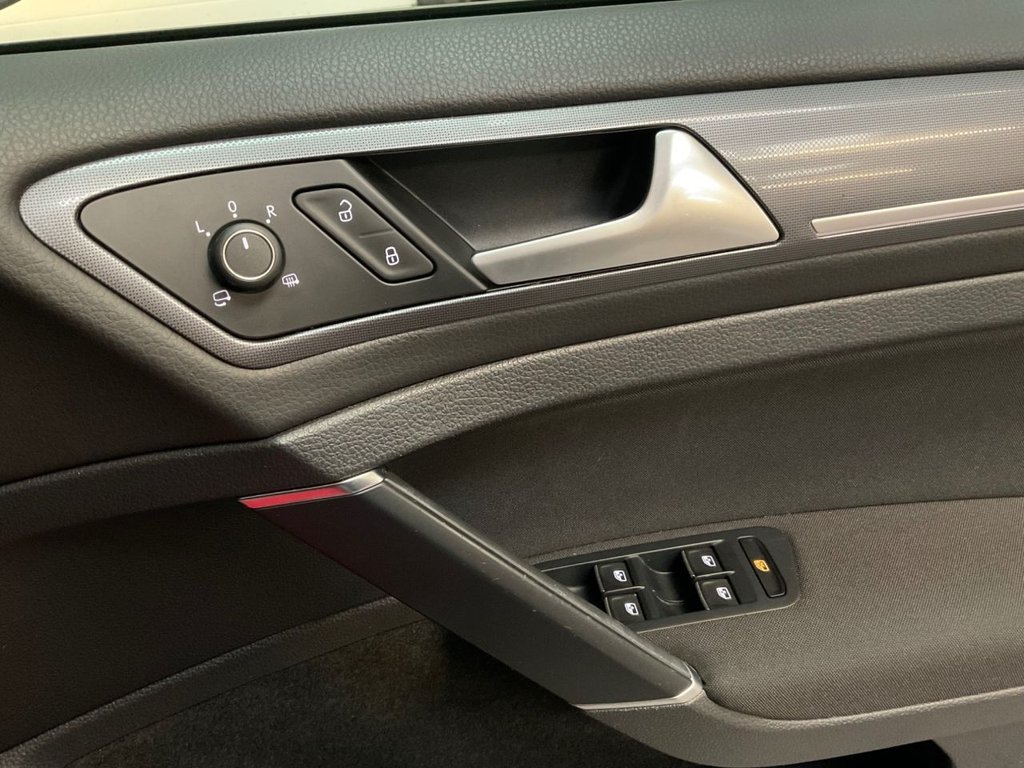 Used Volkswagen Golf 2016 for sale - 77383777: Photo 49