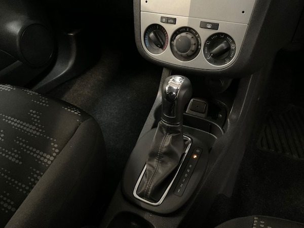 Used Vauxhall Corsa 2011 for sale - 76235564: Photo 30