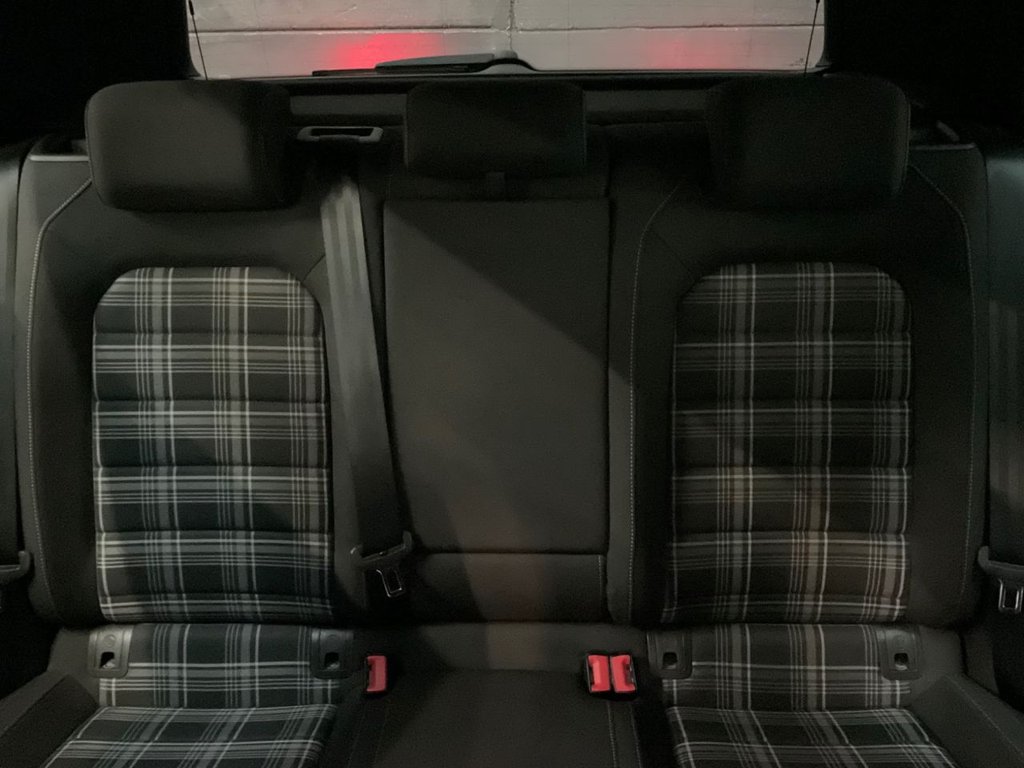 Used Volkswagen Golf 2017 for sale - 76591075: Photo 43