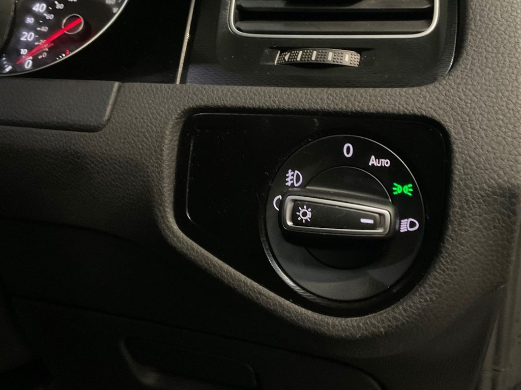 Used Volkswagen Golf 2017 for sale - 76591075: Photo 49