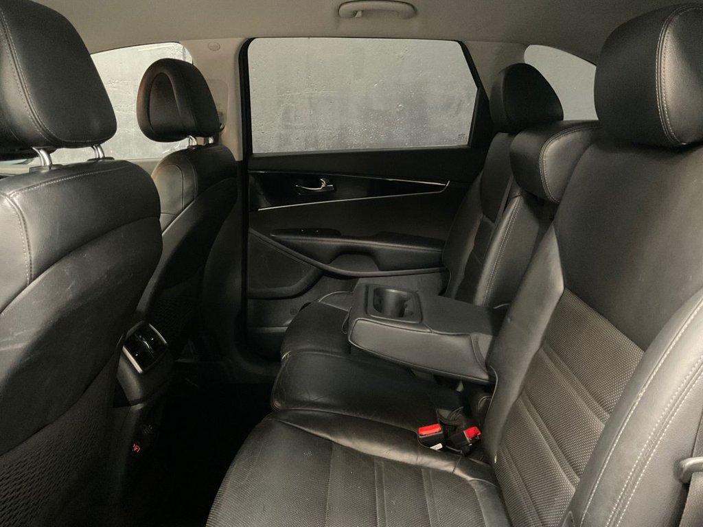 Used Kia Sorento 2016 for sale - 76617165: Photo 44