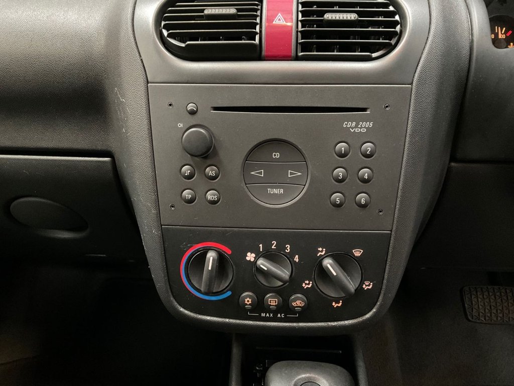 Used Vauxhall Corsa 2002 for sale - 78153862: Photo 16