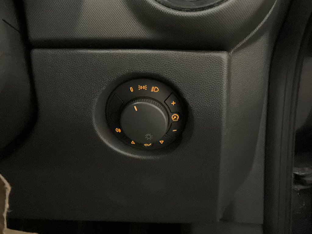 Used Vauxhall Corsa 2009 for sale - 76820628: Photo 25