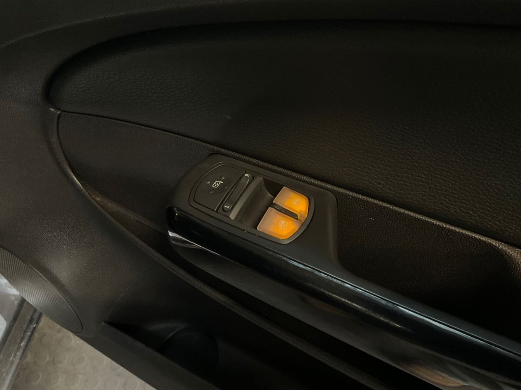 Used Vauxhall Corsa 2014 for sale - 77355796: Photo 48