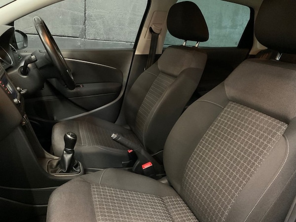 Used Volkswagen Polo 2016 for sale - 76256703: Photo 36