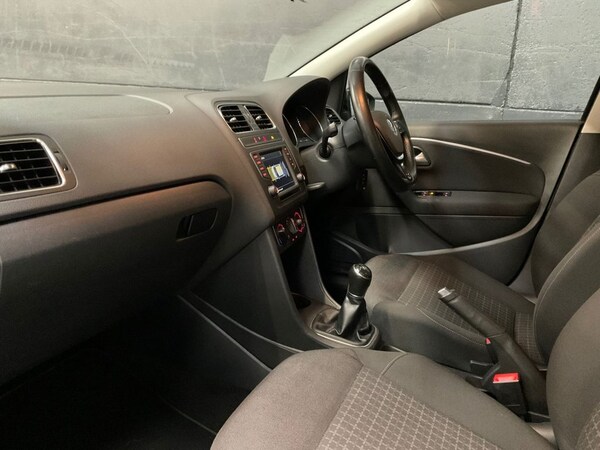 Used Volkswagen Polo 2016 for sale - 76256703: Photo 37