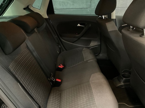 Used Volkswagen Polo 2016 for sale - 76256703: Photo 39