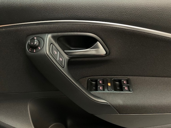 Used Volkswagen Polo 2016 for sale - 76256703: Photo 46
